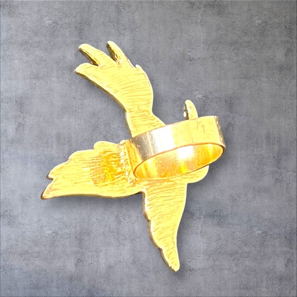 Paved Humming bird ring size 7, gold tone - Picture 5 of 7